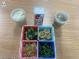 糙米+魷魚+冬粉+四季豆+雞湯+保久乳